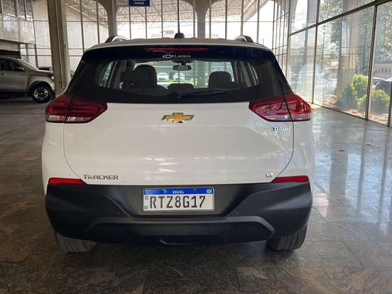 CHEVROLET-TRACKER-2022
