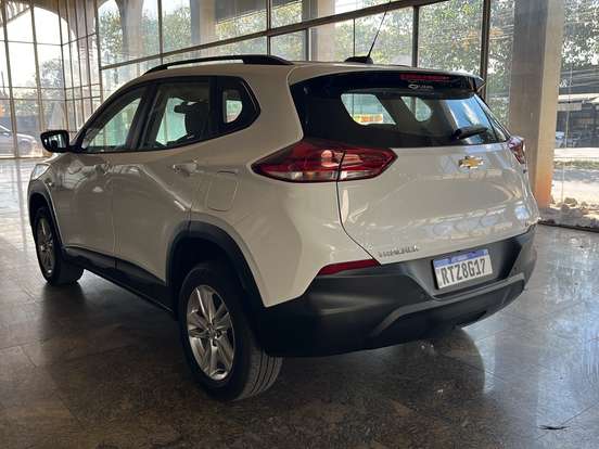 CHEVROLET-TRACKER-2022