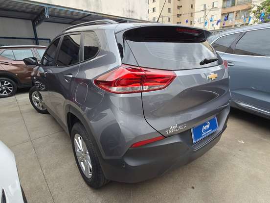 CHEVROLET-TRACKER-2021