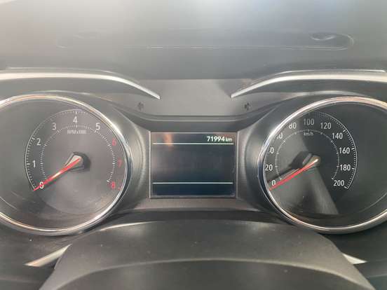 CHEVROLET-TRACKER-2023