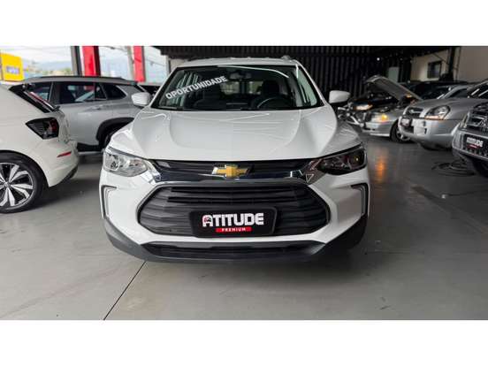 CHEVROLET-TRACKER-2024