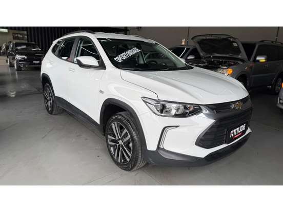 CHEVROLET-TRACKER-2024