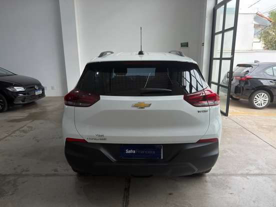 CHEVROLET-TRACKER-2024