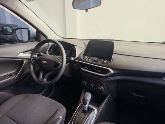 CHEVROLET-TRACKER-2024