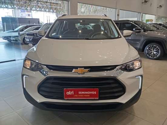 CHEVROLET-TRACKER-2023
