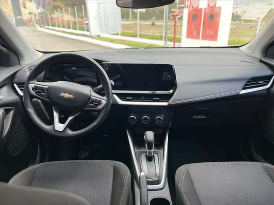 CHEVROLET-TRACKER-2025