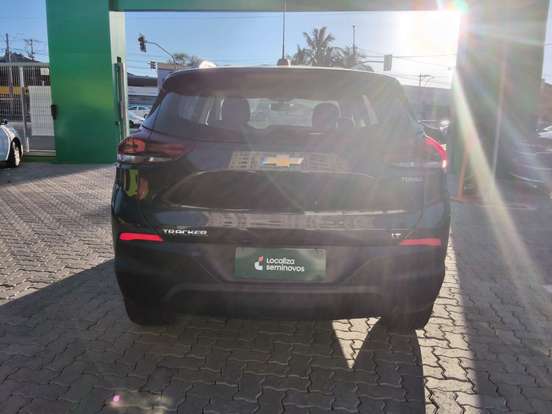 CHEVROLET-TRACKER-2023