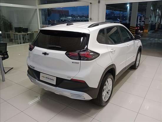 CHEVROLET-TRACKER-2025
