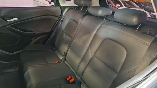 CHEVROLET-TRACKER-2021