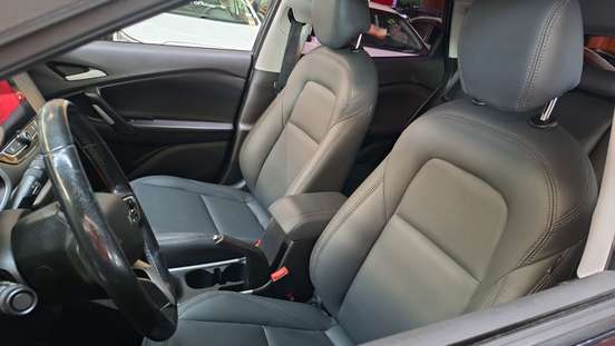 CHEVROLET-TRACKER-2021