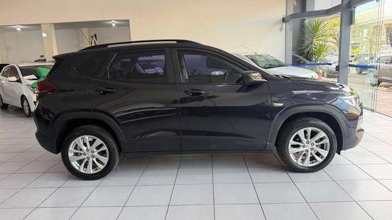 CHEVROLET-TRACKER-2023