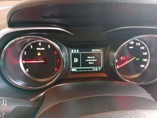 CHEVROLET-TRACKER-2022