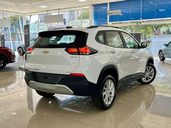 CHEVROLET-TRACKER-2025