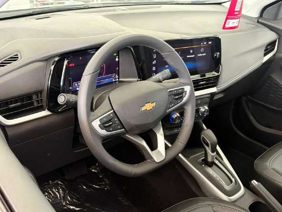 CHEVROLET-TRACKER-2025