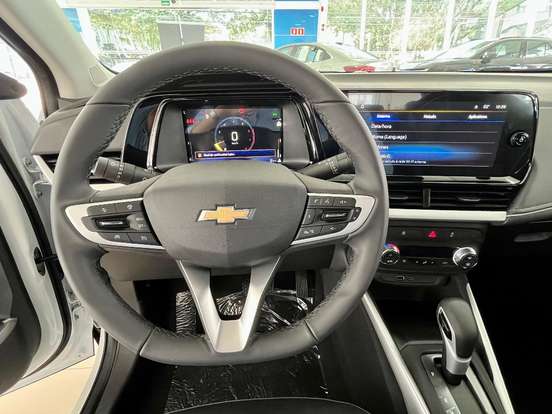 CHEVROLET-TRACKER-2025