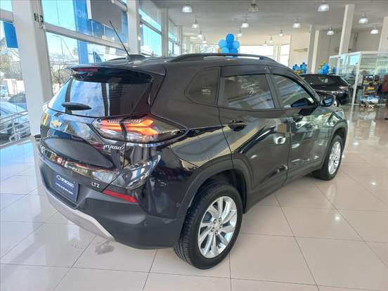 CHEVROLET-TRACKER-2025