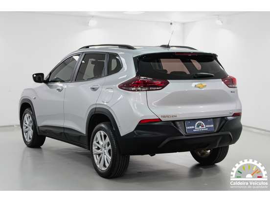 CHEVROLET-TRACKER-2022
