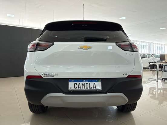CHEVROLET-TRACKER-2025