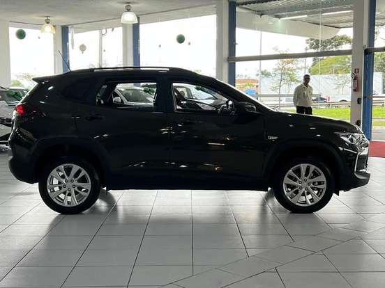 CHEVROLET-TRACKER-2025