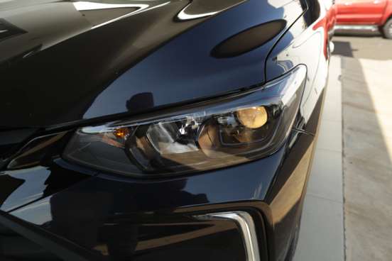 CHEVROLET-TRACKER-2023