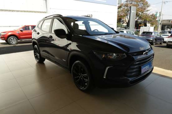 CHEVROLET-TRACKER-2023