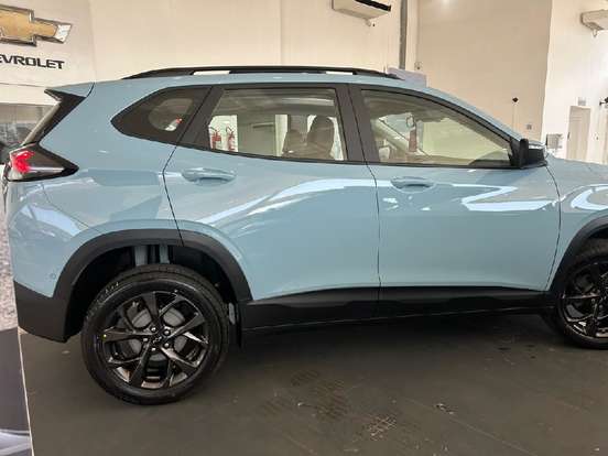 CHEVROLET-TRACKER-2025