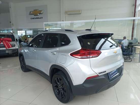 CHEVROLET-TRACKER-2020