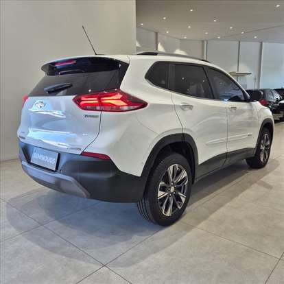 CHEVROLET-TRACKER-2024