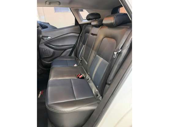 CHEVROLET-TRACKER-2020