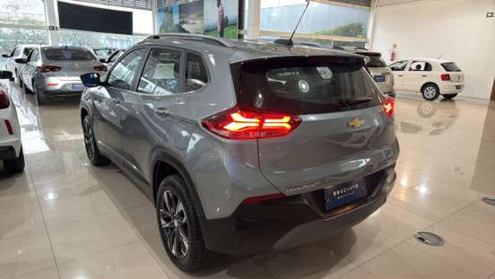 CHEVROLET-TRACKER-2025