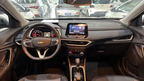 CHEVROLET-TRACKER-2025