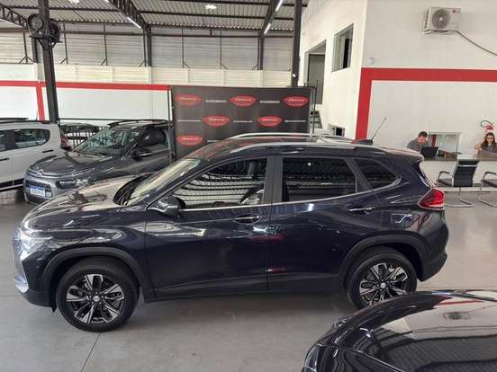 CHEVROLET-TRACKER-2024