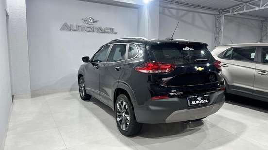 CHEVROLET-TRACKER-2023