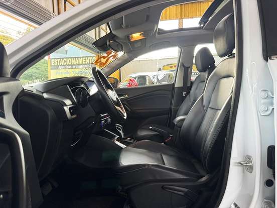 CHEVROLET-TRACKER-2024