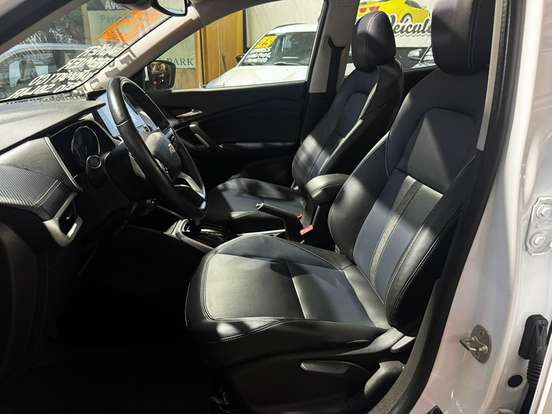 CHEVROLET-TRACKER-2024