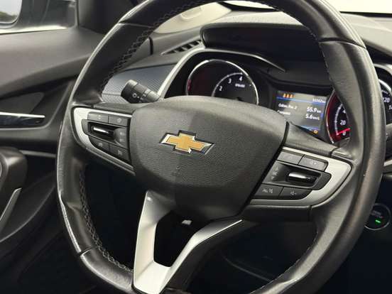 CHEVROLET-TRACKER-2025