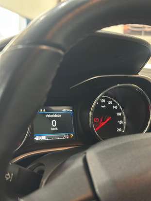 CHEVROLET-TRACKER-2023