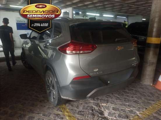 CHEVROLET-TRACKER-2024