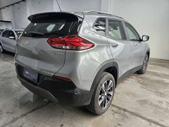 CHEVROLET-TRACKER-2023