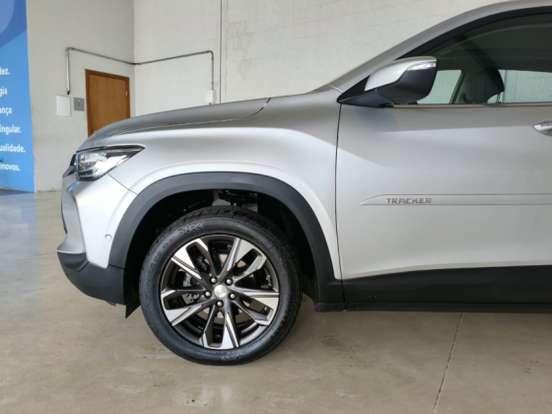 CHEVROLET-TRACKER-2022