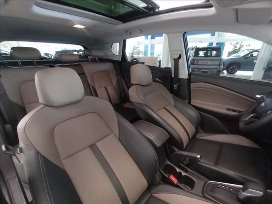 CHEVROLET-TRACKER-2025