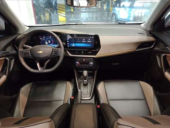 CHEVROLET-TRACKER-2025
