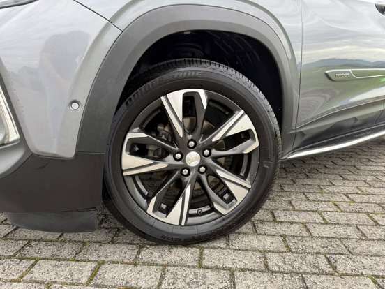 CHEVROLET-TRACKER-2021