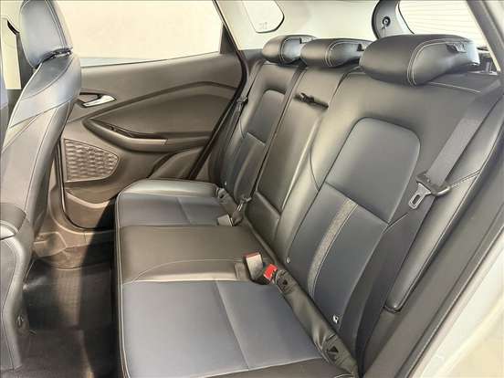 CHEVROLET-TRACKER-2023