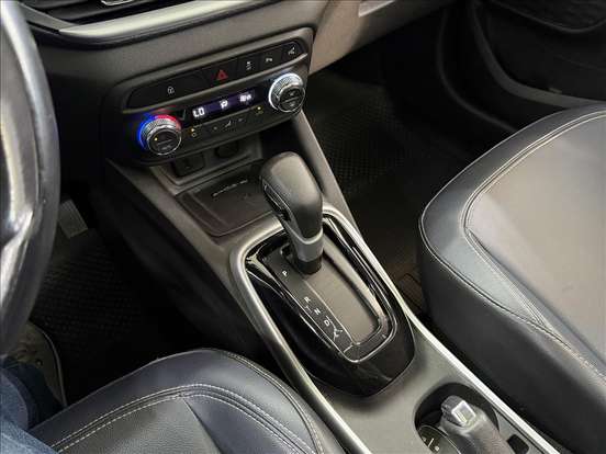 CHEVROLET-TRACKER-2023