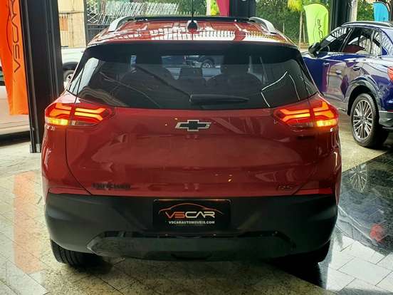 CHEVROLET-TRACKER-2023