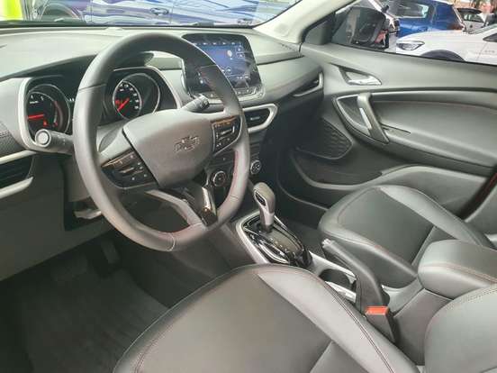 CHEVROLET-TRACKER-2023