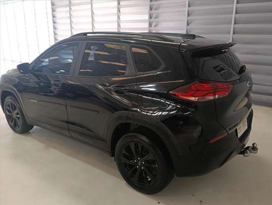 CHEVROLET-TRACKER-2023