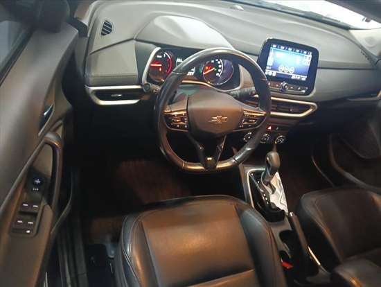 CHEVROLET-TRACKER-2023