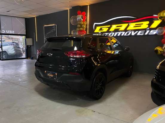 CHEVROLET-TRACKER-2024